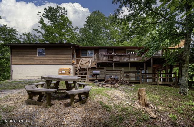 1001 Old Laurel Lane, Sevierville, TN 37876