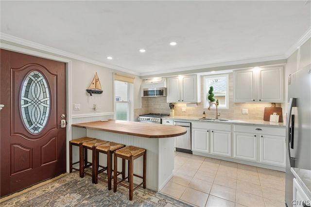 6989 Van Antwerp Drive, Cicero, NY 13039