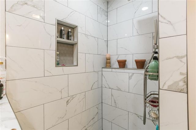 3809 Common Street, Lake Charles, LA 70607