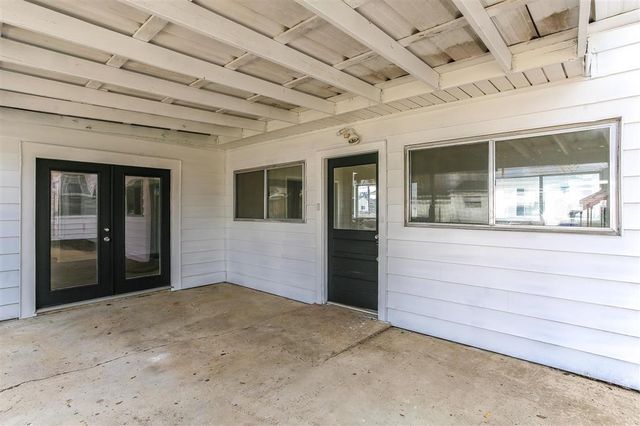 3809 Common Street, Lake Charles, LA 70607