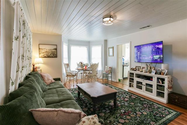 3809 Common Street, Lake Charles, LA 70607