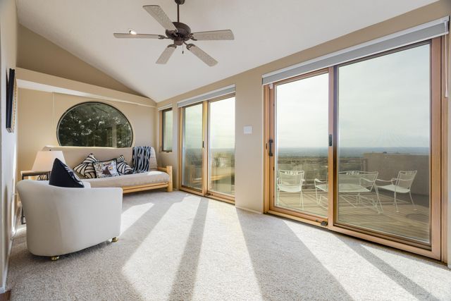 309 Big Horn Ridge Drive NE, Albuquerque, NM 87122