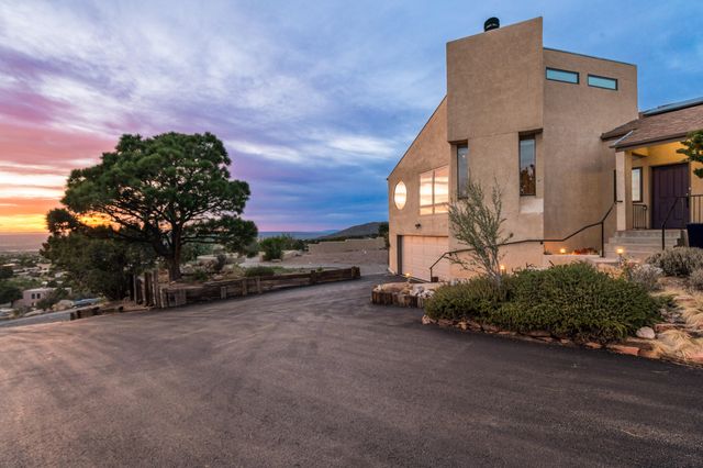 309 Big Horn Ridge Drive NE, Albuquerque, NM 87122