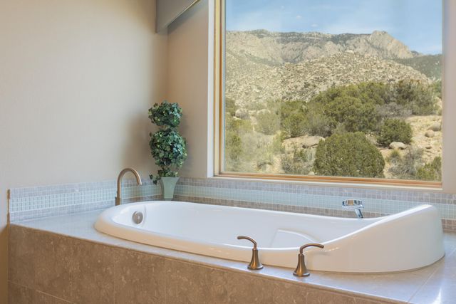 309 Big Horn Ridge Drive NE, Albuquerque, NM 87122