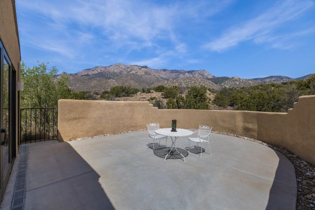 309 Big Horn Ridge Drive NE, Albuquerque, NM 87122
