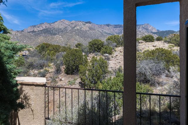 309 Big Horn Ridge Drive NE, Albuquerque, NM 87122