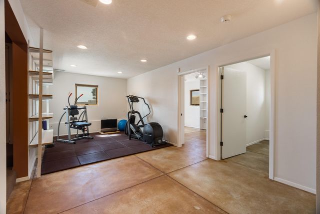 309 Big Horn Ridge Drive NE, Albuquerque, NM 87122