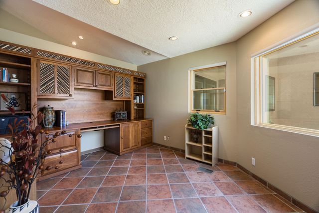 309 Big Horn Ridge Drive NE, Albuquerque, NM 87122