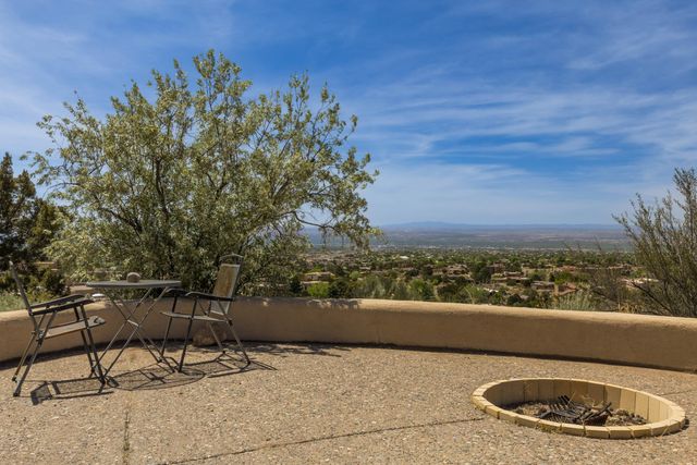 309 Big Horn Ridge Drive NE, Albuquerque, NM 87122