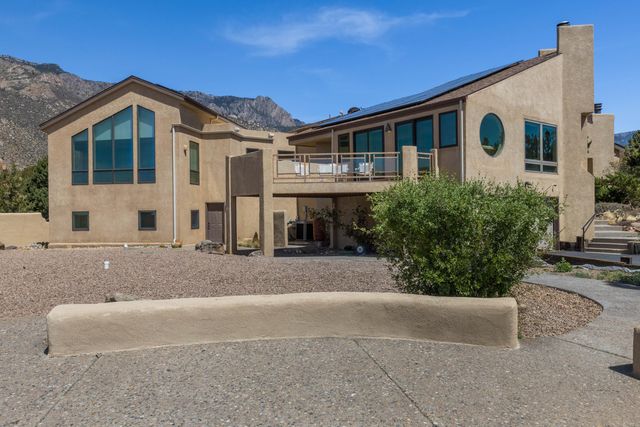 309 Big Horn Ridge Drive NE, Albuquerque, NM 87122