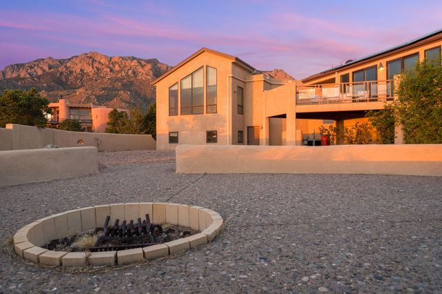 309 Big Horn Ridge Drive NE, Albuquerque, NM 87122