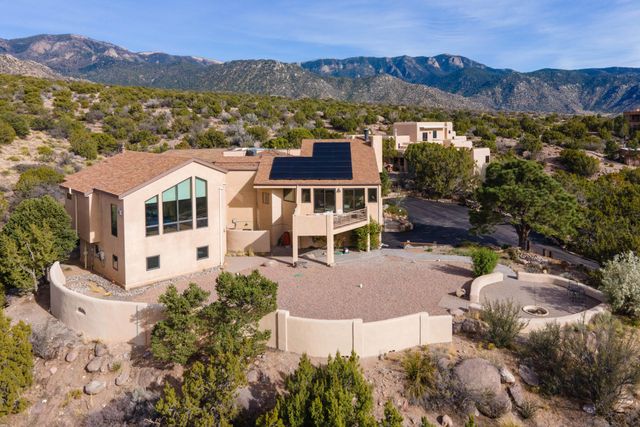 309 Big Horn Ridge Drive NE, Albuquerque, NM 87122