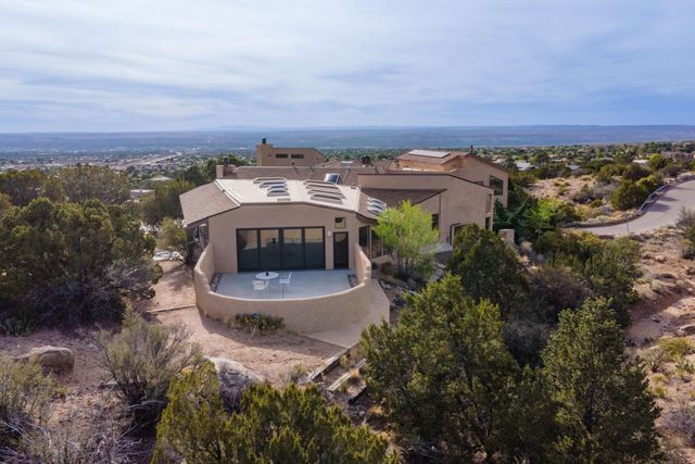 309 Big Horn Ridge Drive NE, Albuquerque, NM 87122