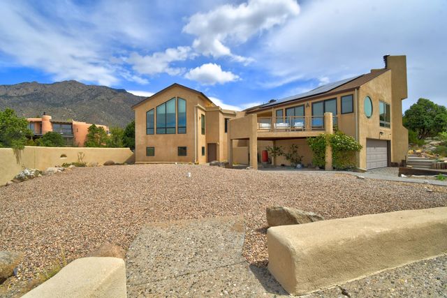309 Big Horn Ridge Drive NE, Albuquerque, NM 87122