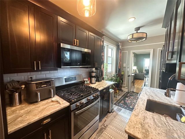 1468 Midland Avenue 2F, Bronxville, NY 10708