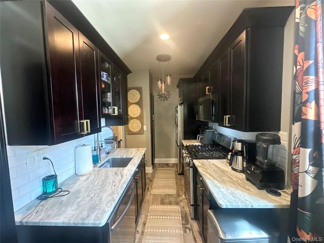 1468 Midland Avenue 2F, Bronxville, NY 10708
