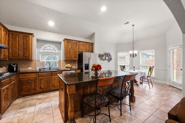 6417 Belhaven Drive, Fort Worth, TX 76123