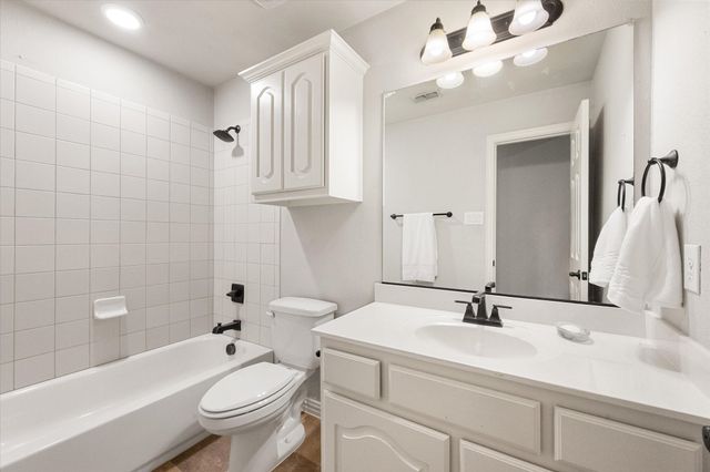 6417 Belhaven Drive, Fort Worth, TX 76123