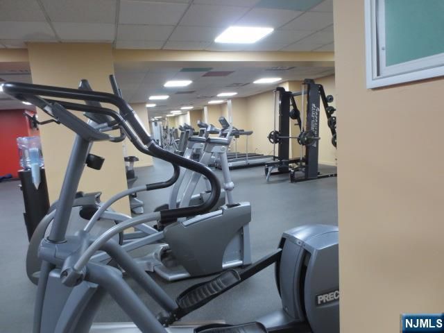 1265 15th 14F, Fort Lee, NJ 07024