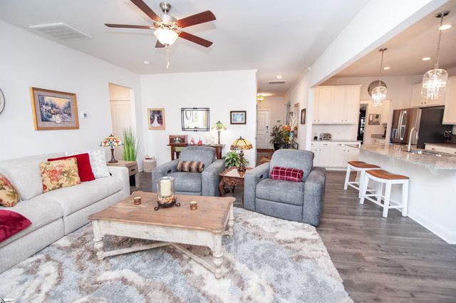 282 Braselton Street, Duncan, SC 29334