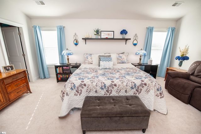 282 Braselton Street, Duncan, SC 29334