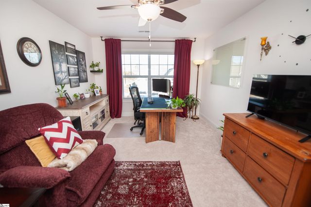 282 Braselton Street, Duncan, SC 29334