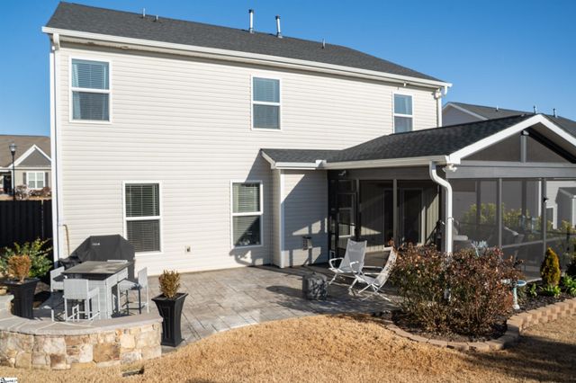 282 Braselton Street, Duncan, SC 29334