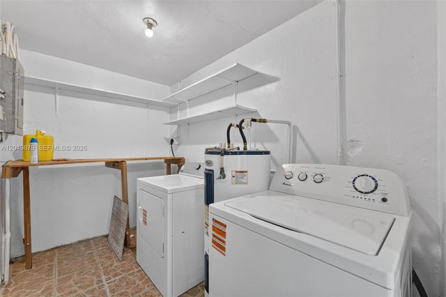 2420 NW 141st St, Opa-locka, FL 33054