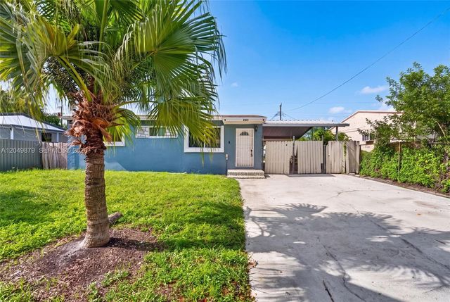 2420 NW 141st St, Opa-locka, FL 33054