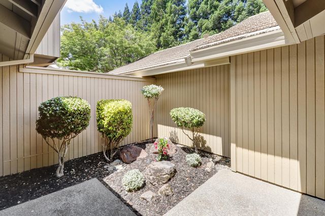 11629 Gold Country Blvd, Gold River, CA 95670