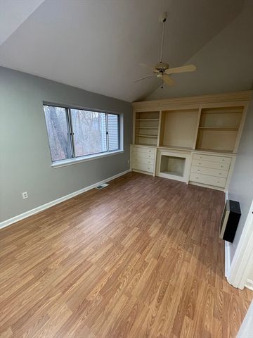 1276 Washington St A, Weymouth, MA 02189