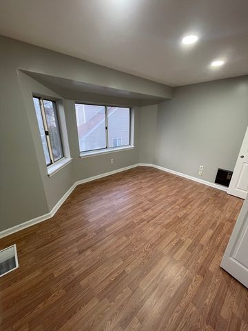 1276 Washington St A, Weymouth, MA 02189