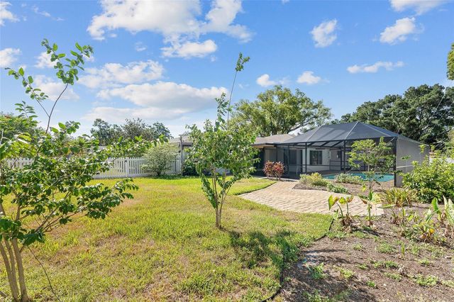 1100 CANTERBURY ROAD, Clearwater, FL 33764