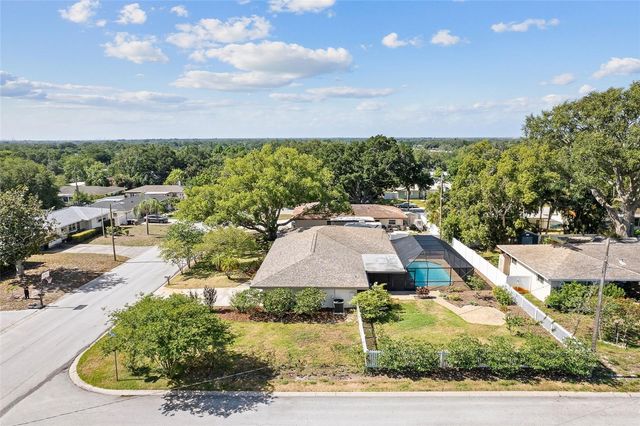 1100 CANTERBURY ROAD, Clearwater, FL 33764