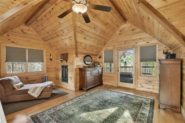 287 Rhonda Lane, Mineral Bluff, GA 30559