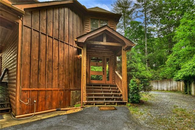 287 Rhonda Lane, Mineral Bluff, GA 30559