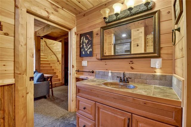 287 Rhonda Lane, Mineral Bluff, GA 30559