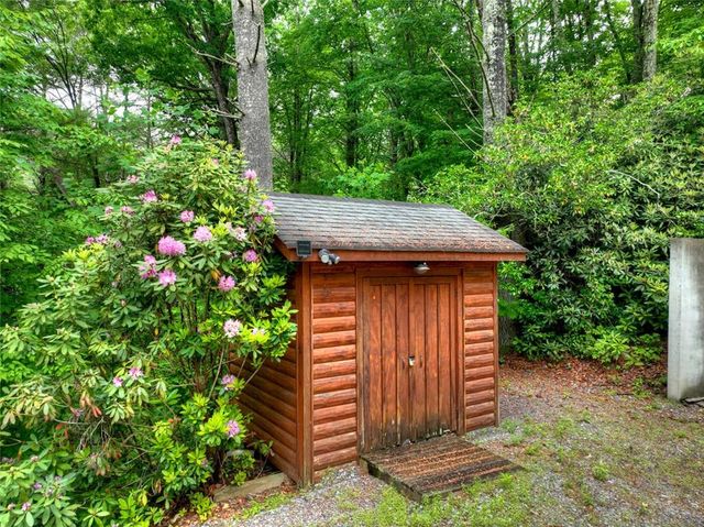 287 Rhonda Lane, Mineral Bluff, GA 30559