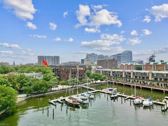 255 College Cross Apt 72, Norfolk, VA 23510