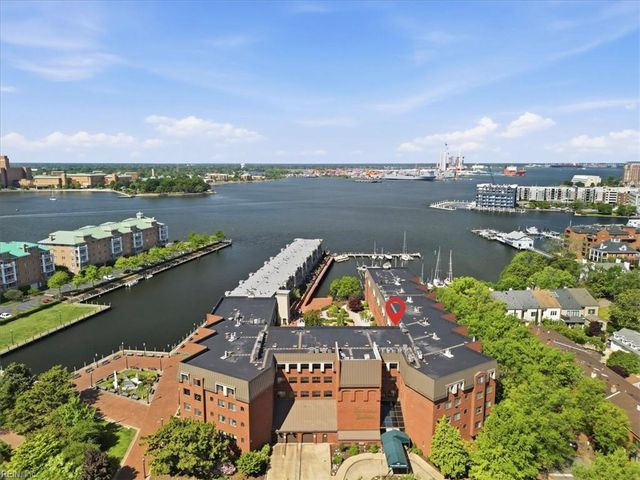 255 College Cross Apt 72, Norfolk, VA 23510