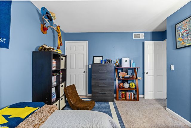1170 Parklane Circle, Grand Blanc, MI 48439