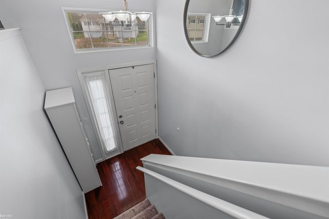 1170 Parklane Circle, Grand Blanc, MI 48439