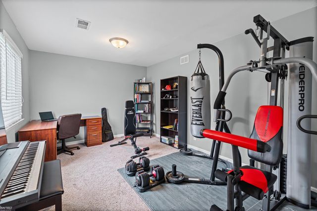 1170 Parklane Circle, Grand Blanc, MI 48439