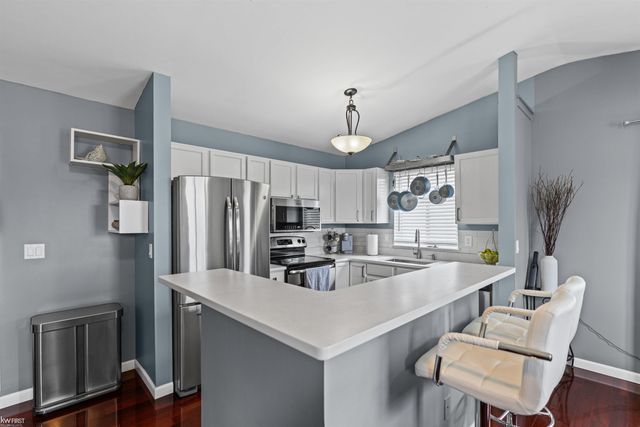 1170 Parklane Circle, Grand Blanc, MI 48439