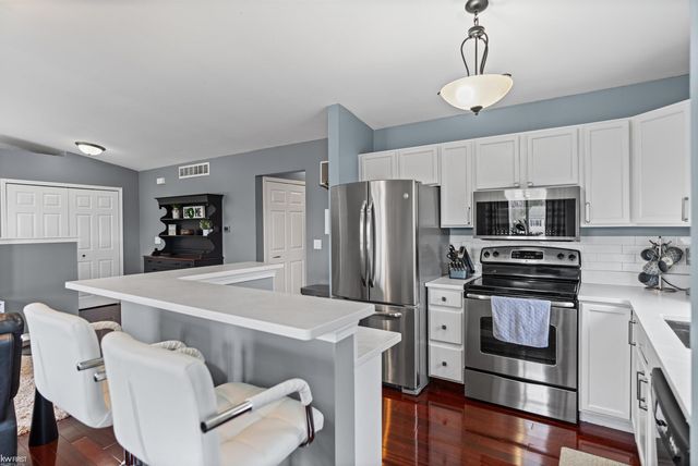 1170 Parklane Circle, Grand Blanc, MI 48439