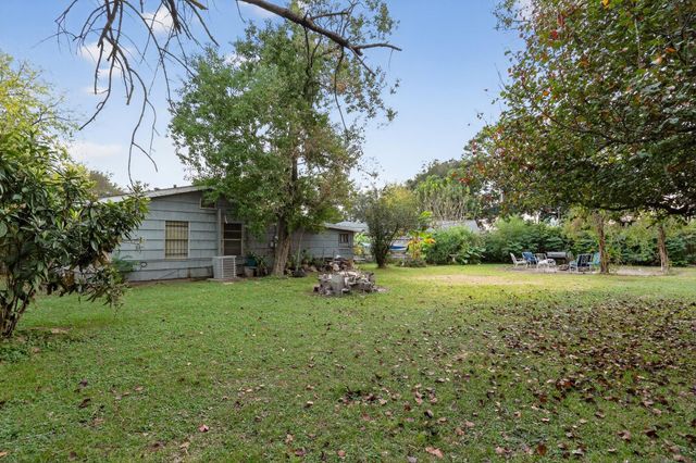 119 Southbrook Circle, Houston, TX 77060