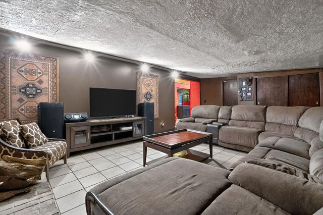 119 Southbrook Circle, Houston, TX 77060