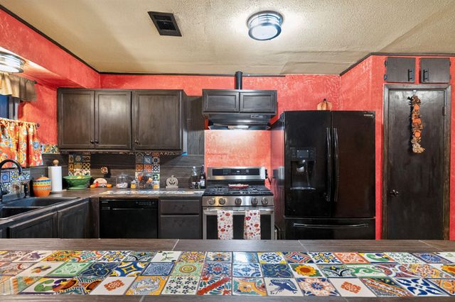 119 Southbrook Circle, Houston, TX 77060