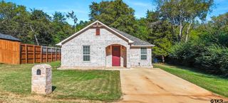 317 Brentwood Dr., Bullard, TX 75757