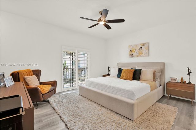 8319 NW 49th St, Doral, FL 33166